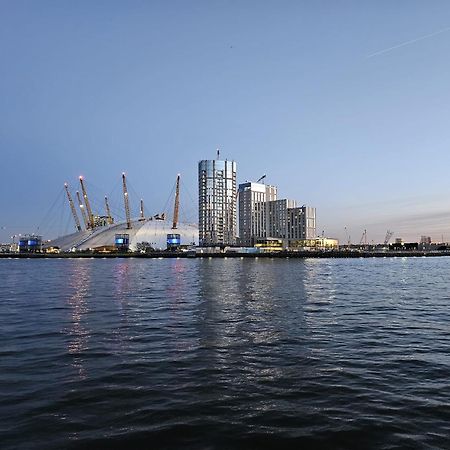 Luxury Apartment In Canary Wharf London Exterior foto