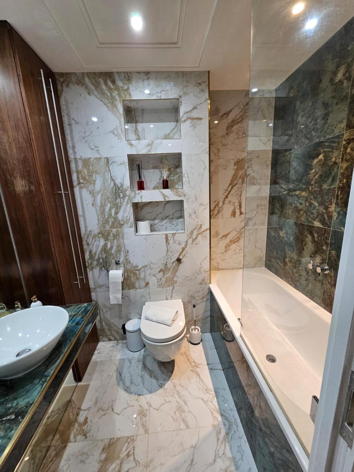Luxury Apartment In Canary Wharf London Exterior foto