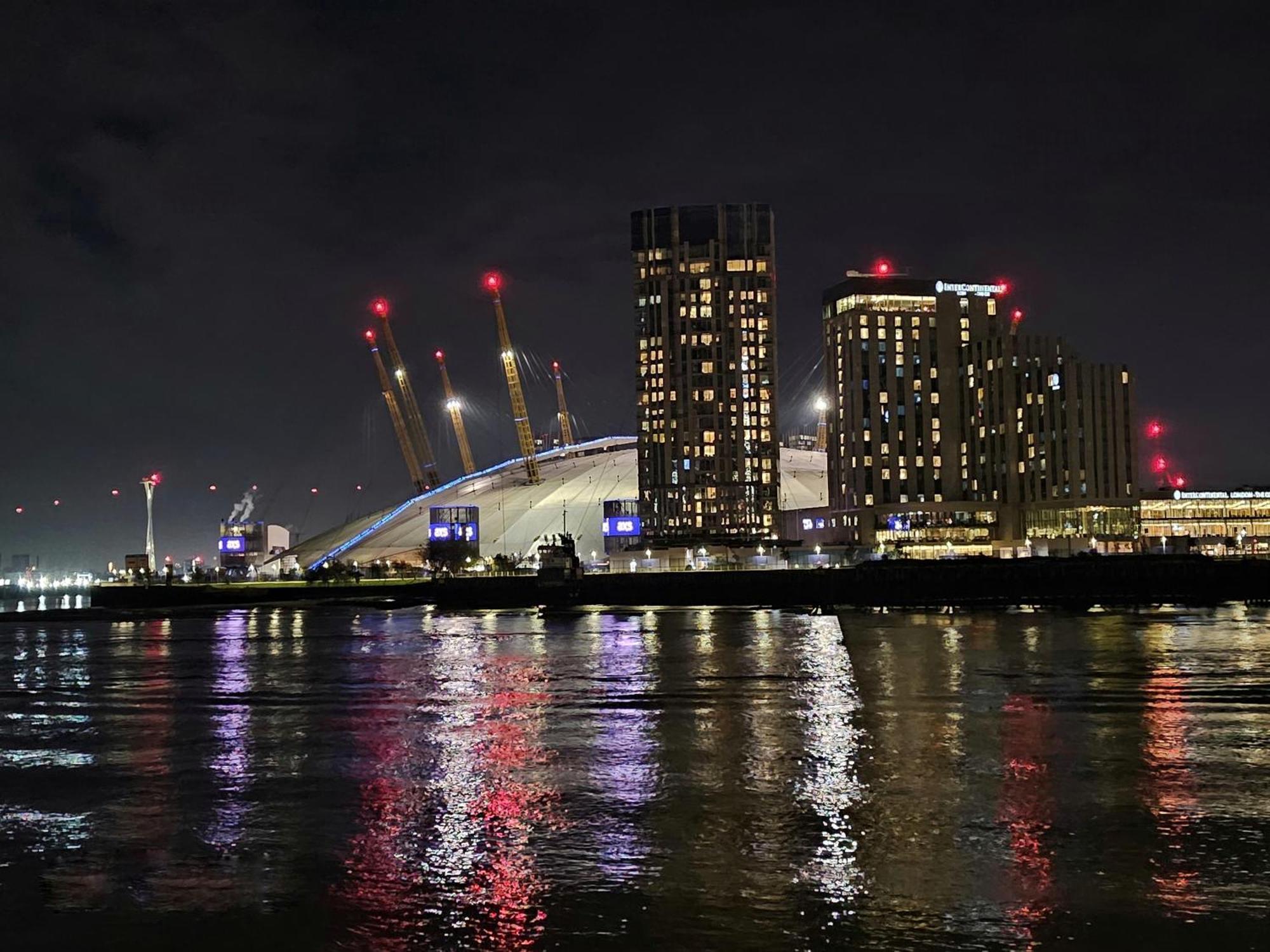Luxury Apartment In Canary Wharf London Exterior foto